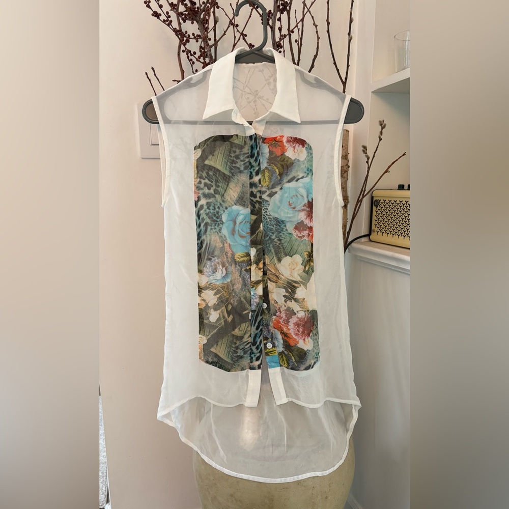 Floral Sheer Sleeveless Blouse
